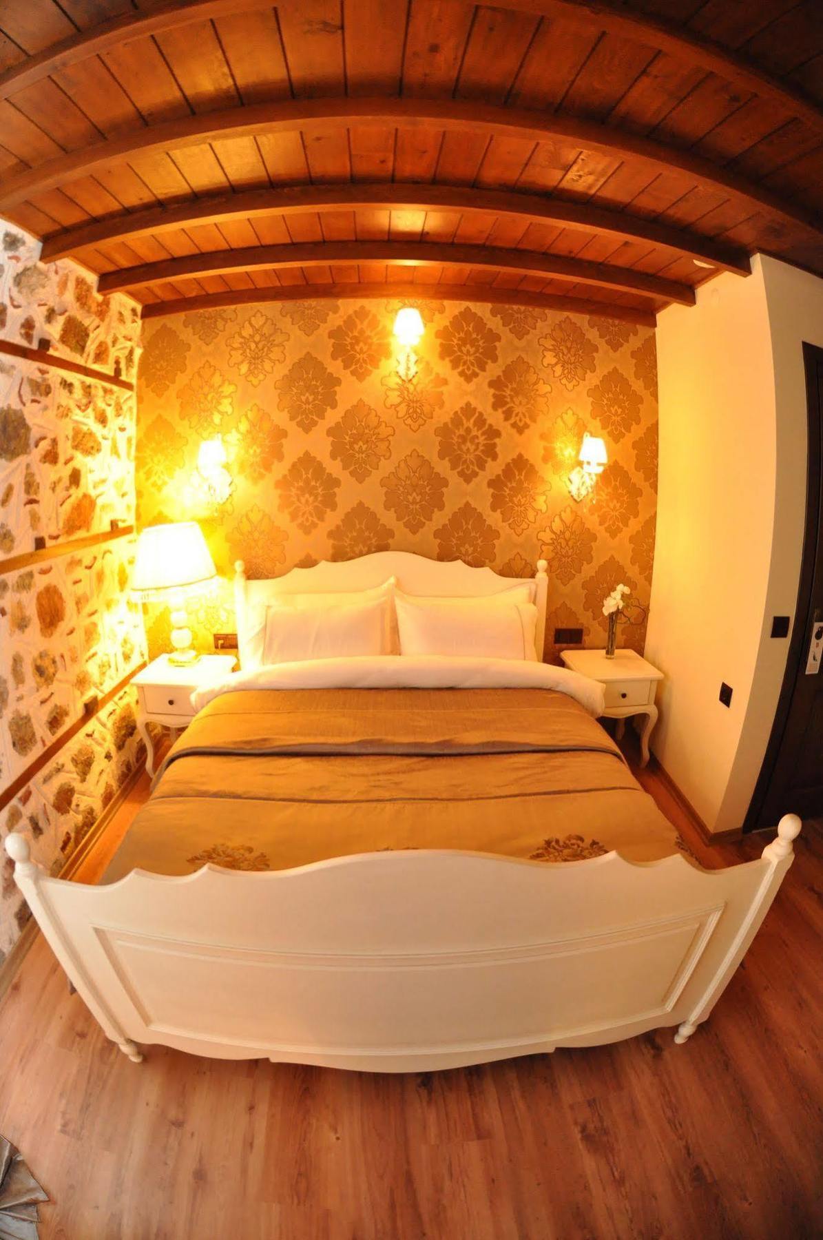 Hotel Harmony Butik